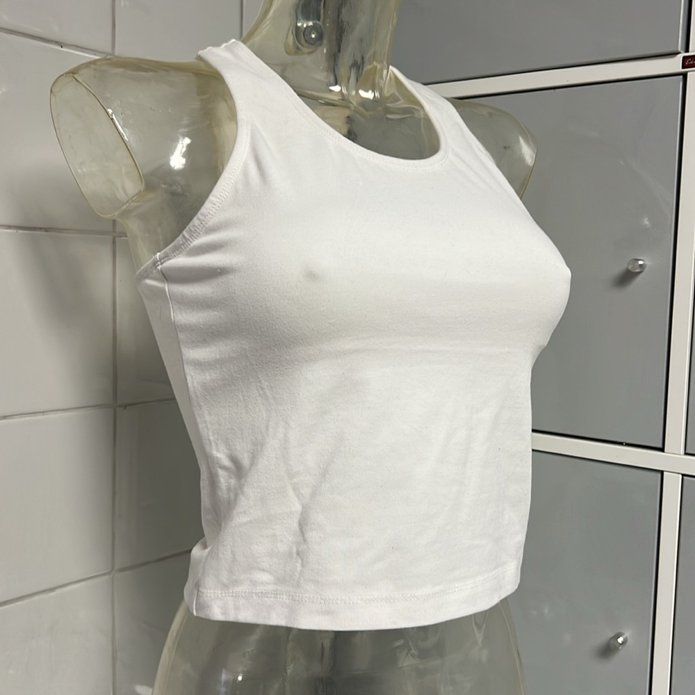 Waist-Cropped Sporty Racerback Bra Tank L NWOT - Picture 2 of 9